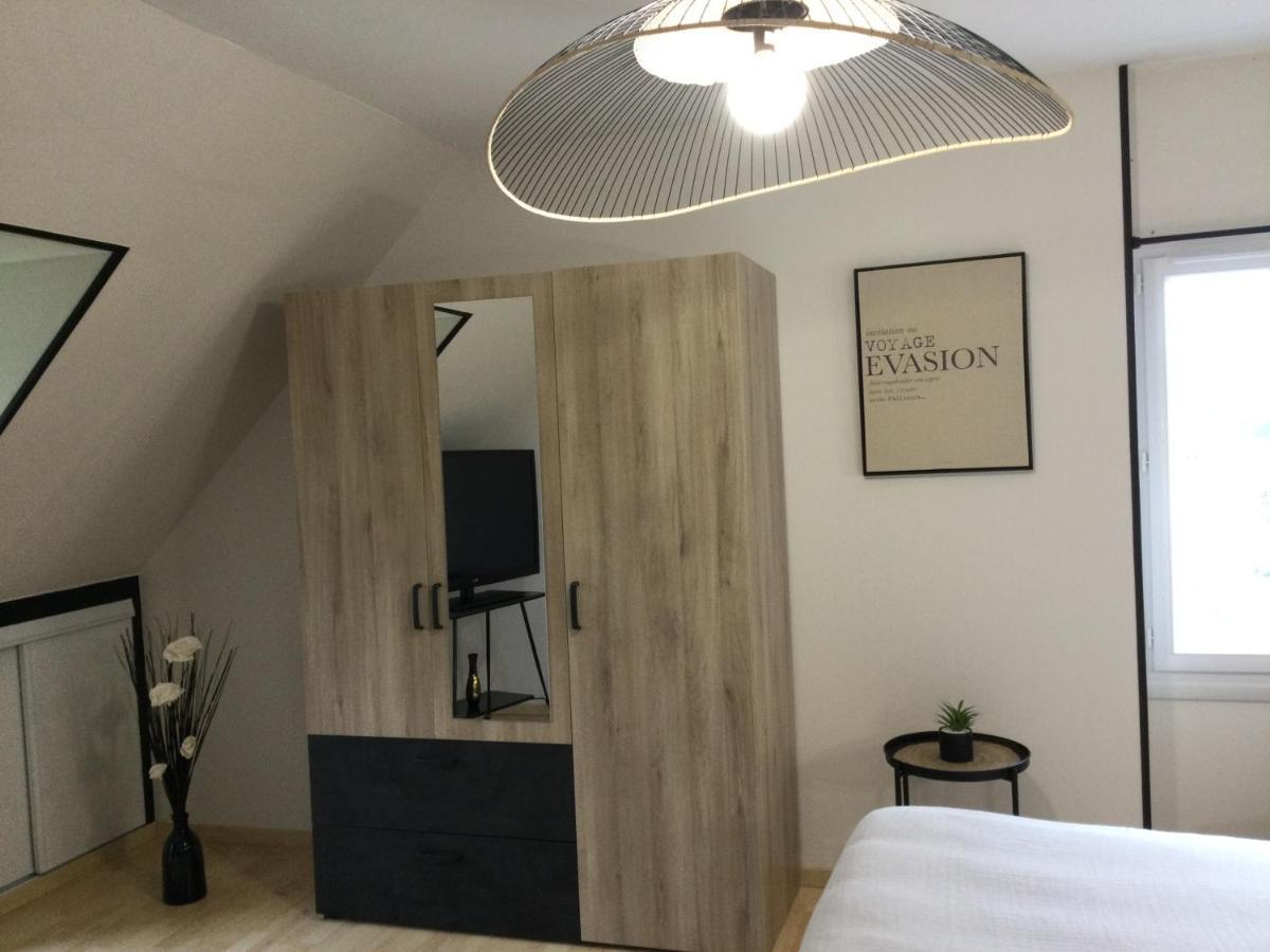 Coup De Coeur Assure ! Calm Comme A La Maison ! Maison Spacieuse Avec Grande Terrasse Pour 2 A 5 Personnes Proximite Granville Et Mer Avec Wifi Et Parking Gratuits Exterior foto