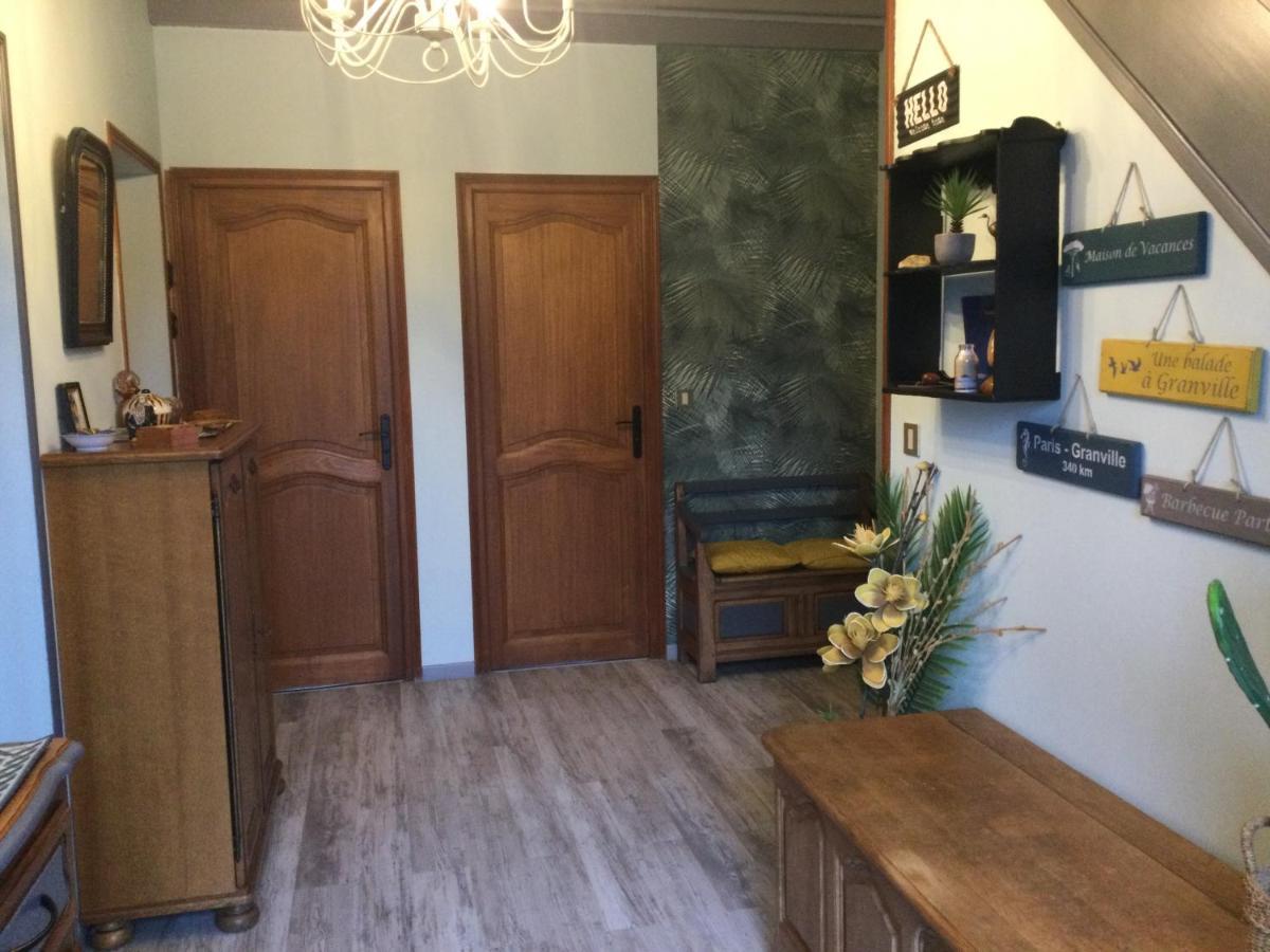 Coup De Coeur Assure ! Calm Comme A La Maison ! Maison Spacieuse Avec Grande Terrasse Pour 2 A 5 Personnes Proximite Granville Et Mer Avec Wifi Et Parking Gratuits Exterior foto